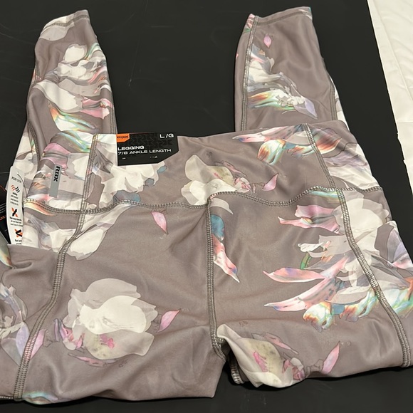 REBOX. TAUPE FLOWER LEGGINGS SIZE L - Picture 10 of 10